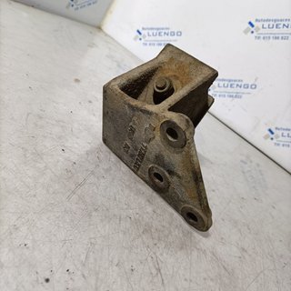 Soporte taco motor derecho Nissan Atleon 2007