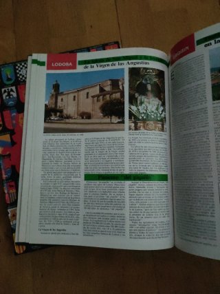 2 libros de Pueblos de Navarra