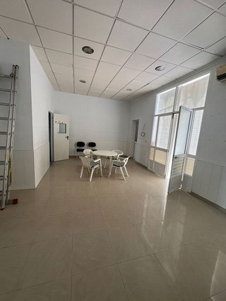 Local comercial en venta en Bollullos Par del Condado