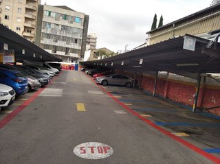 Garaje en alquiler en Santa Eulàlia en Hospitalet de Llobregat, L´