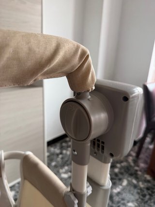 Minicuna eléctrica de colecho con movimiento y mús