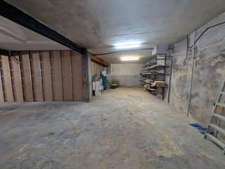 Local comercial en venta en Les Planes en Sant Joan Despí