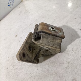 Soporte taco motor izquierdo Nissan Atleon 2007