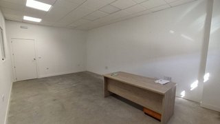 Nave industrial en alquiler en La Estación en Badajoz