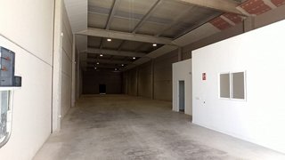 Nave industrial en alquiler en La Estación en Badajoz