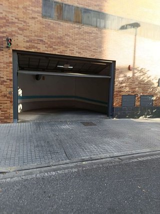 Garaje en alquiler en Zona Centro en Córdoba