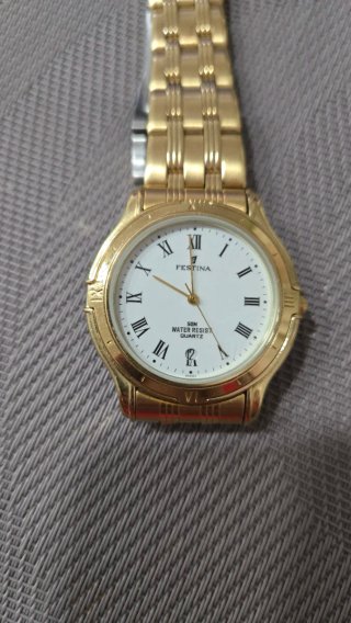 Reloj Festina Dorado Esfera Blanca
