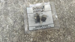 Escovas Black Decker DeWalt 1003897-00