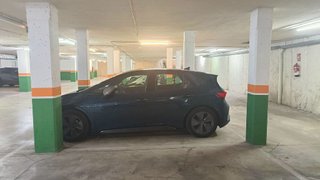 Garaje en venta en Can Mates  - Volpelleres en Sant Cugat del Vallès