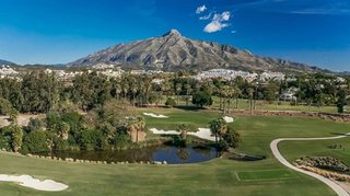 Chalet en alquiler en Los Naranjos - Las Brisas en Marbella