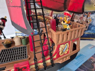 Barco Pirata de Playmobil CON CAJA Y COMPLETO