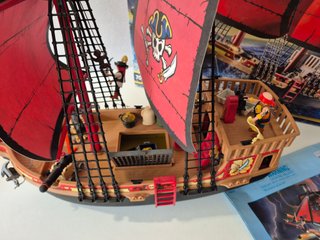 Barco Pirata de Playmobil CON CAJA Y COMPLETO