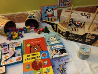 Lote de juegos infantiles.