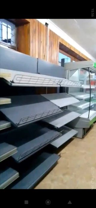 Estanterías metálicas italianas de supermercado
