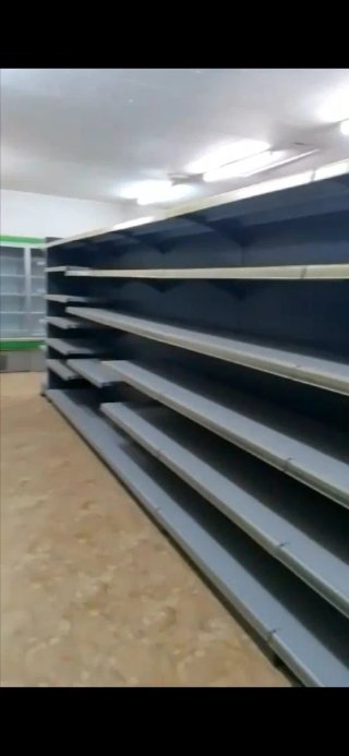 Estanterías metálicas italianas de supermercado