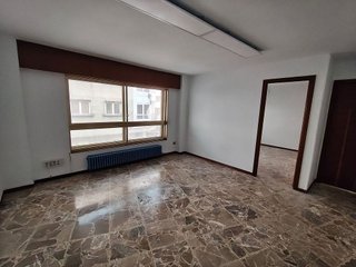 Oficina en venta en Zona de Plaza de Barcelos en Pontevedra
