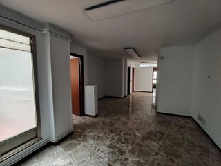 Oficina en venta en Zona de Plaza de Barcelos en Pontevedra