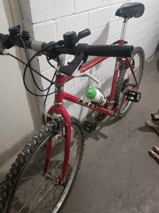 Bicicleta de Montaña BH Supra100 Roja