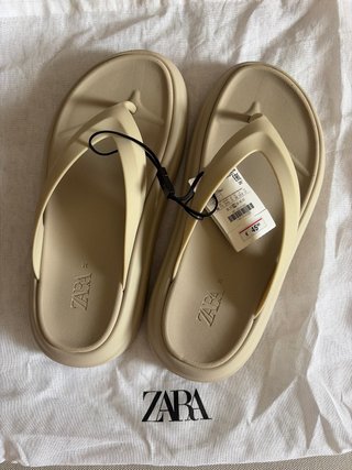 Sandalias Zara Beige Talla 38 Nuevas