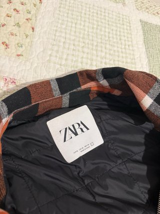 Chaqueta Zara a cuadros cremallera