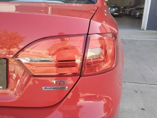 Volkswagen Jetta 1.6 TDI Advance BMT 77 kW (105 CV)