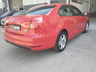 Volkswagen Jetta 1.6 TDI Advance BMT 77 kW (105 CV)