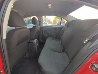 Volkswagen Jetta 1.6 TDI Advance BMT 77 kW (105 CV)