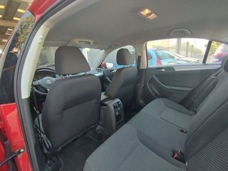 Volkswagen Jetta 1.6 TDI Advance BMT 77 kW (105 CV)