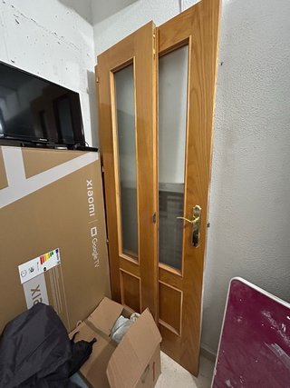 Puerta de madera maciza (puerta doble)