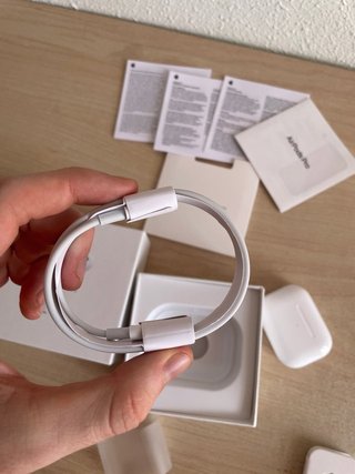 Air P-ods Pro 2