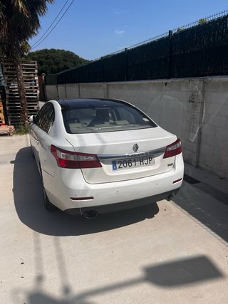 Renault Latitude 2012