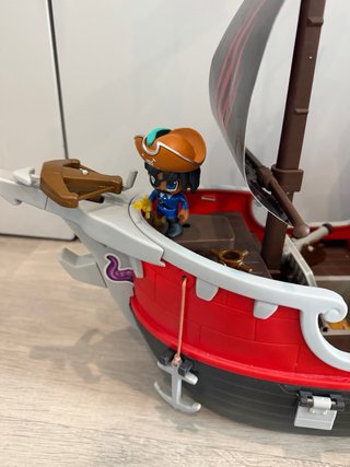 Barco Pirata Pinypon con Accesorios