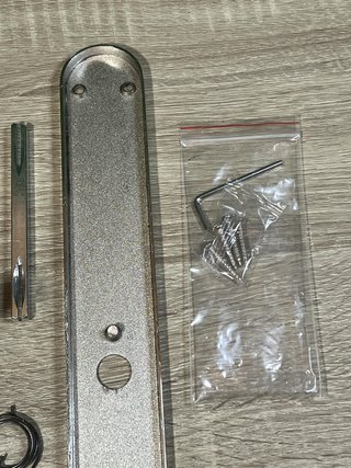 Manetas para puertas Emuca