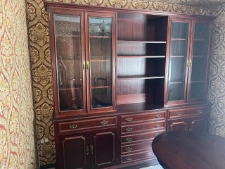 Armario clásico madera y cristal