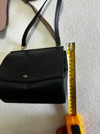 2 Bolsos Nica Beige y Negro
