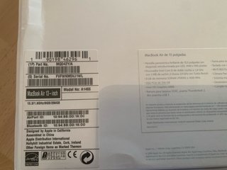 Caja MacBook Air 13” A1466