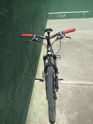 Bicicleta Rockrider 8.1