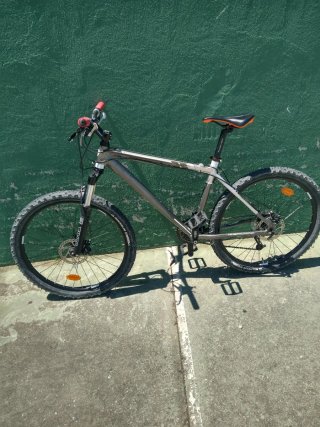 Bicicleta Rockrider 8.1