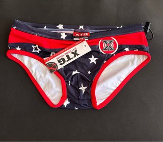 Bañador hombre estrellas y logo