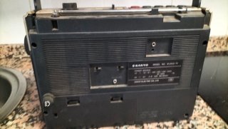 Radiocasete Sanyo M2402-7F Beige/Plata
