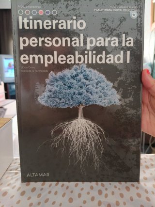 Libros de CF Grado Medio de Administración.