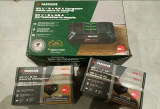 Parkside 20V 2x4.5A Caricabatterie Doppio + 2x8Ah
