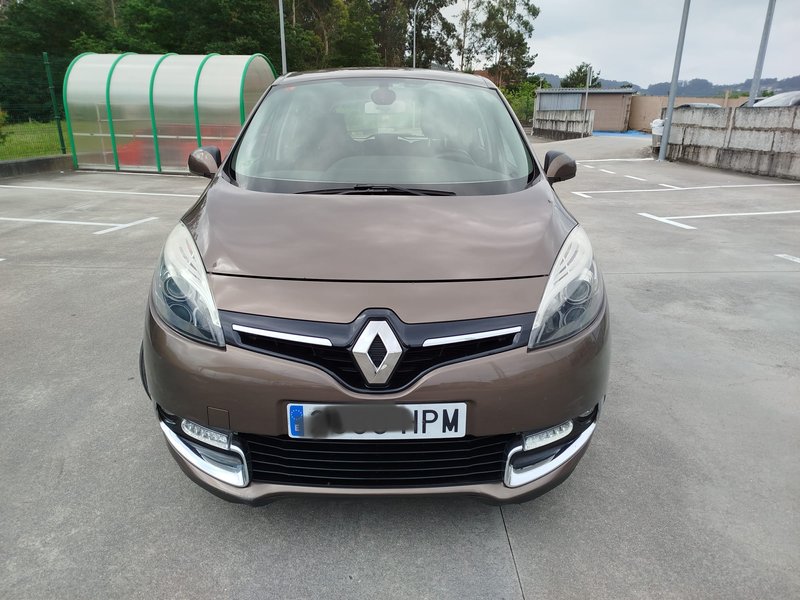 Renault Scenic 2013 - foto 1