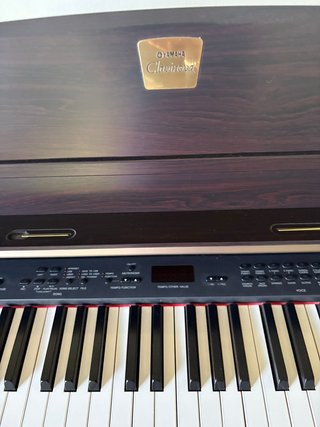 Piano Digital Yamaha Clavinova – para revisar