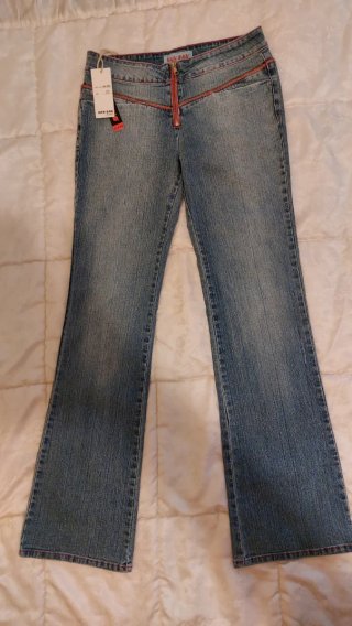 Pantalón vaquero campana vintage cremalleras rosas