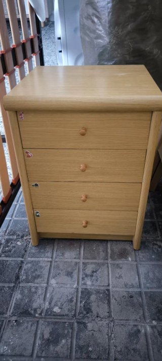 Mesita de noche madera 40x56x40