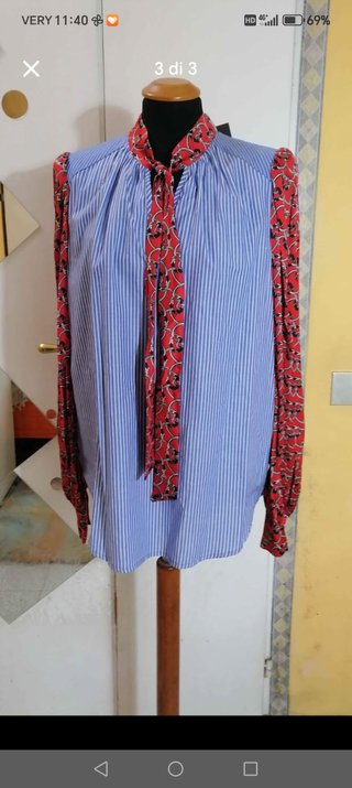 Camicia Manila Grace a righe con foulard
