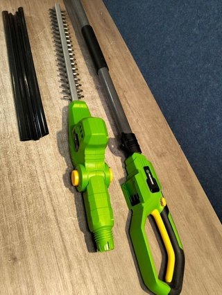 Fieldmann - Cortasetos telescópico sin cable 20V
