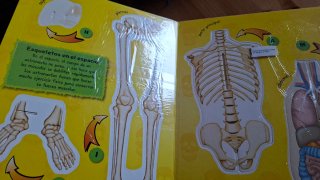 Super Esqueleto – Libro con maqueta para montar