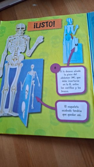 Super Esqueleto – Libro con maqueta para montar